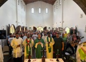 Dom Dirceu celebrou três anos da Obra Lumen na Diocese de Camaçari e abençoou a Padaria Maná na Fazenda do Natal