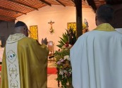 Procissão e missa marcaram encerramento dos festejos de São Francisco em Arembepe