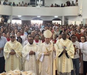 Paróquia em Candeias encerra novena em honra a São Francisco de Assis