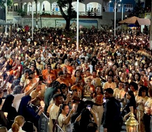 Festejos de Nossa Senhora das Candeias reúnem fiéis em uma das maiores celebrações marianas da Bahia
