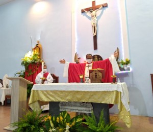 Paróquia São Tomé motiva paroquianos para ser casa de fé, espiritualidade e sal da terra e luz do mundo durante festejos