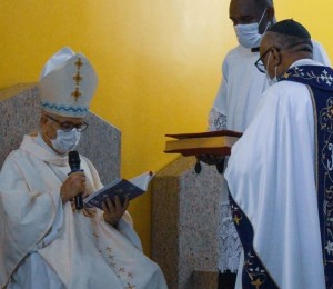 Posse do novo pároco da Paróquia São Sebastião aconteceu no sábado (13)