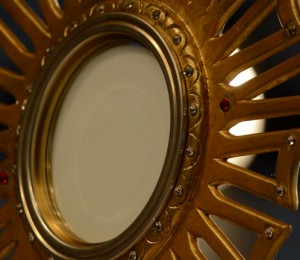 24 horas para o Senhor começa nesta sexta, e Igreja disponibiliza subsídio