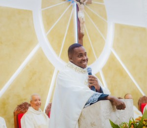 Paróquia Nossa Senhora da Luz acolheu seu novo pároco, Padre Igor Gonçalves