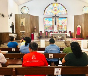 “24 Horas para o Senhor” foi realizada com intensa programação de adoração e confissão na Catedral Diocesana