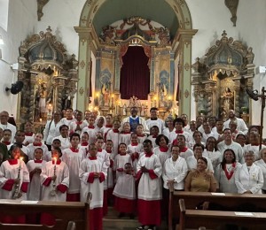 Encontro de Espiritualidade para Coroinhas e Ministros da Comunhão da Paróquia São Miguel aconteceu no Santuário Eucarístico de São Raimundo