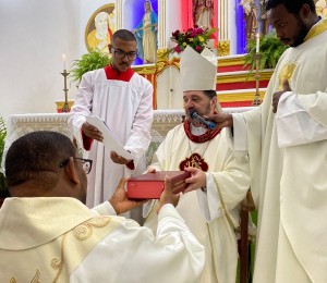 Padre José Nilson toma posse como administrador paroquial na Quase Paróquia do Sagrado Coração de Jesus