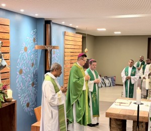 Retiro do clero iniciou com Missa presidida por Dom Jailton Lino