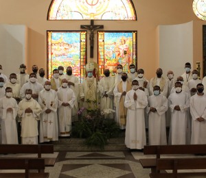 Santa Missa marca a celebração dos 46 anos de ordenação sacerdotal de Dom João Carlos Petrini