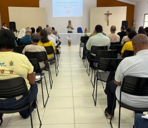 Durante Assembleia Diocesana o Cônego Euclides contextualizou e apresentou como deverá ser a vivência do Ano Jubilar da Esperança