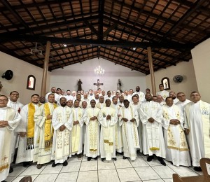 Pe.Valmir Miranda representou a Diocese de Camaçari no Congresso Regional de Presbíteros