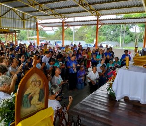 Congresso da Mãe Rainha reúne agentes missionários em dia de fé e espiritualidade