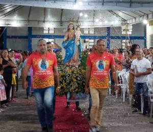 Missa solene encerrou os festejos de Nossa Senhora da Luz em Simões Filho