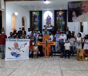 Louvor e alegria marcaram a Missa da juventude na Paróquia Nossa Senhora da Conceição do Cia