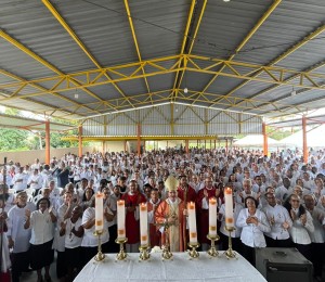 II Congresso Diocesano reúne 620 ministros da Eucaristia em São Sebastião do Passé