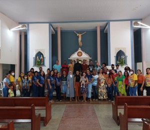 Catequistas da Paróquia Santana participaram de dia de espiritualidade