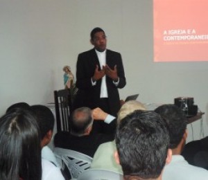Reitor do Seminário Central de Salvador ministrou palestra sobre Concílio Vaticano II