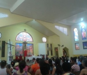 Rito de adoração marca passagem dos quatro anos de Diocese