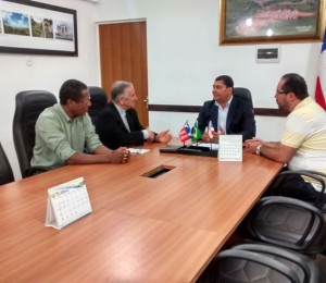 IV Peregrinação diocesana ao Santuário N.Sra das Candeias é colocada em pauta de reunião com prefeito de Candeias