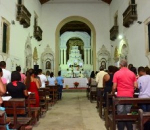 Fiéis festejam Nossa Senhora do Monte