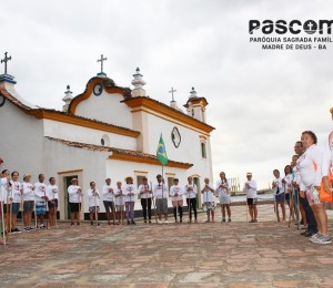 Primeira Caminhada Mariana  foi realizada entre as Comunidades da Ilha Paramana em Madre de Deus