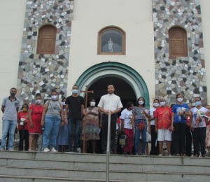 Paróquia São Roque realizou caminhada e tarde de missão