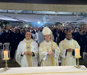 Dom Dirceu preside missa festiva em honra a São Bento
