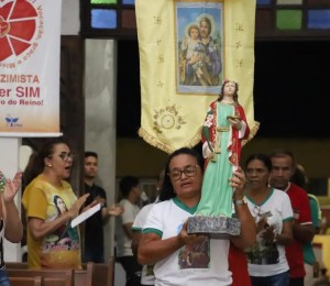 Festejos em Honra a Santa Luzia movimentam a Paróquia da Gleba C em Camaçari