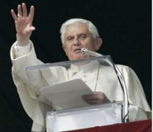 Bento XVI destaca sobriedade e oração para viver o Advento