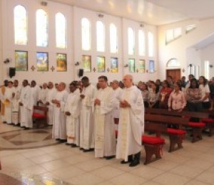 Missa pela paz foi realizada na Catedral São Thomaz de Cantuária