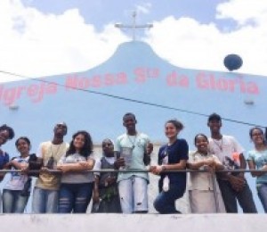 Jovens e religiosas participam de Missão no Parque das Mangabas em Camaçari